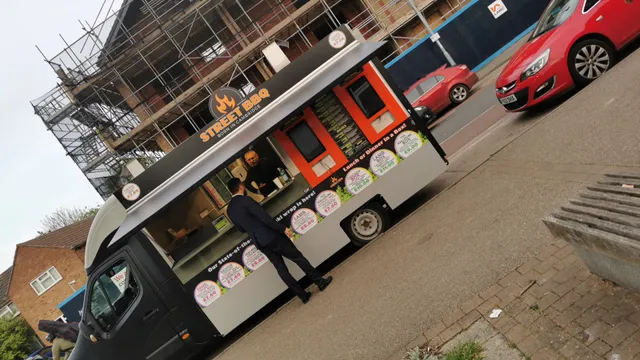 Street BBQ Food-Van