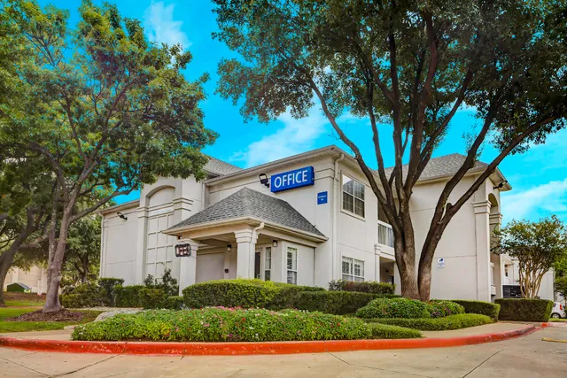 Studio 6 Arlington, TX - South - Dallas