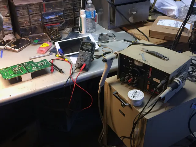 Sergio's Electronic Repair & Graphic design