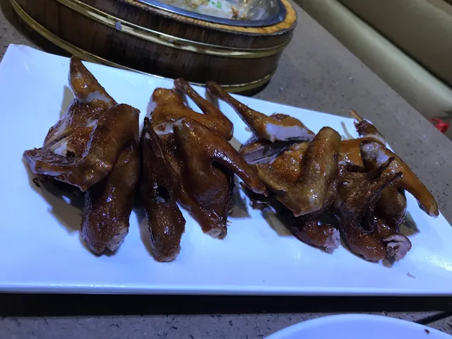 Rugehuang Restaurant