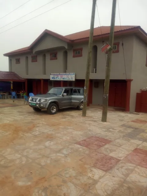 Elimens Lodge (Guest House)