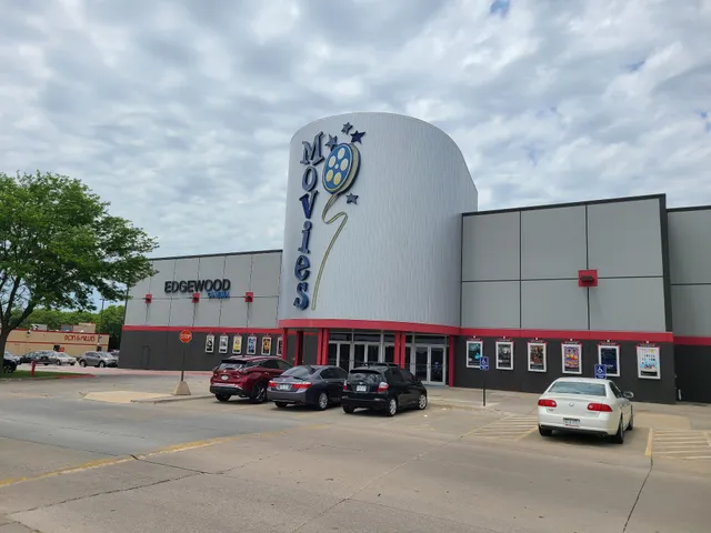 Marcus Edgewood Cinema