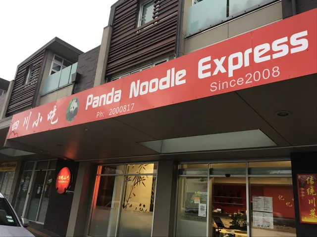 Panda Noodle Express -North shore Branch 四川小吃北岸店