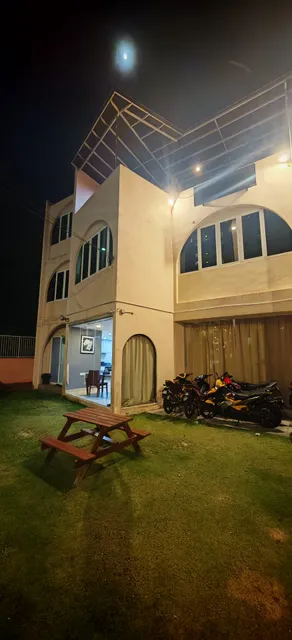 Family Holiday Villa by StayCo-Pool +KTV+ E-Bike