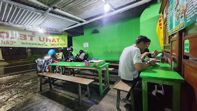 Tahu Campur Dan Tahu Telor Cak Roon