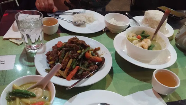 Royal Thai Restaurant