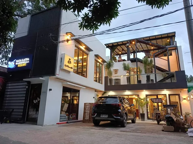 Baia Laiya Marienella Resort