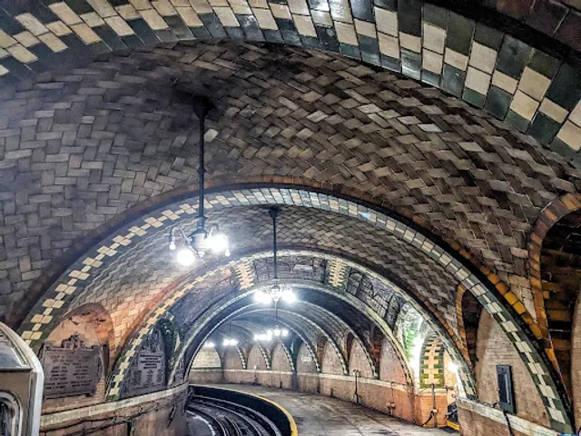 Old City Hall Station