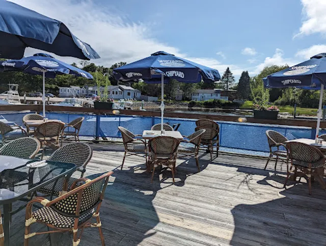 Arundel Wharf - Seafood - Cocktail Bar - Craft Beer