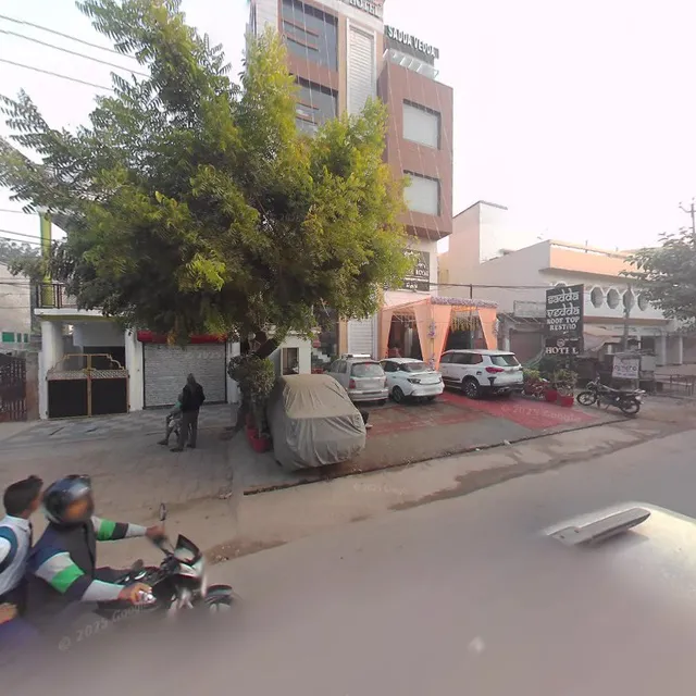 Hotel Relax Inn & Banquet