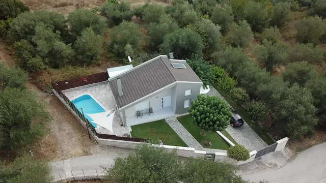 Villada - villa with private pool