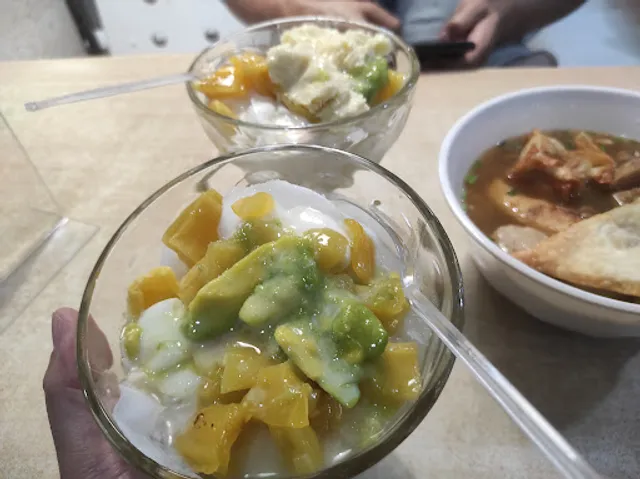 Gerai Es Teler 77 Atrium Plaza Senen