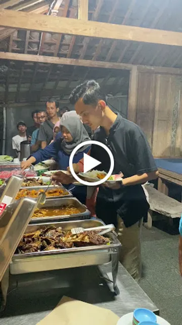 Bajak Laut Fresh Seafood Muntilan