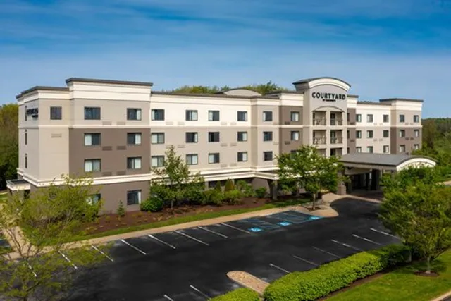 Courtyard by Marriott Pittsburgh Greensburg