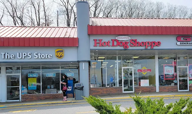 Brighton Hot Dog Shoppe