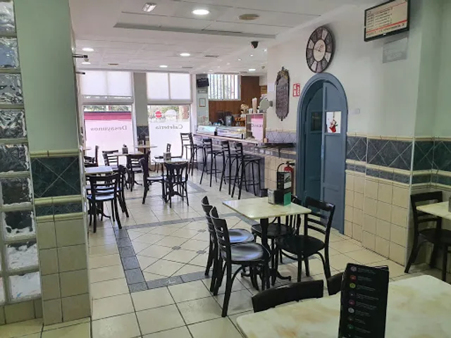 Cafetería Perpetuo Socorro Feringán