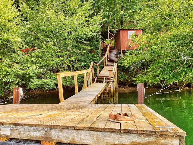 Nantahala Lake Chalet