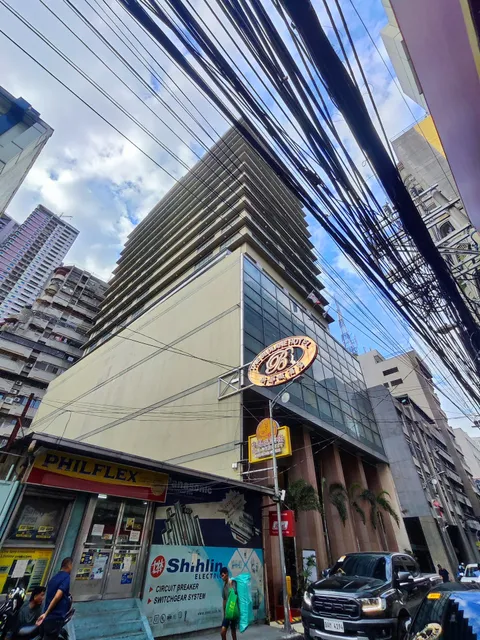 Swiss-Belhotel Blulane