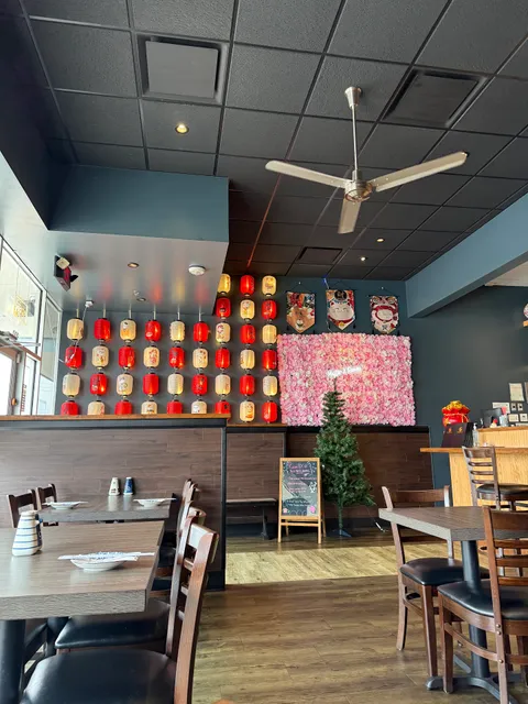 Takumi Sushi & Ramen