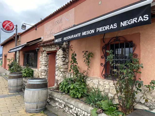 Mesón Piedras Negras S.L.