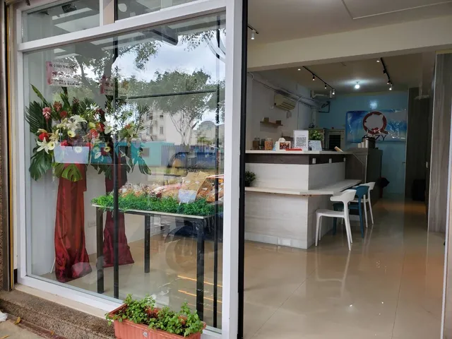 Q cozy 釦斯咖啡 咖啡/飲料/鬆餅/冰沙/麵包