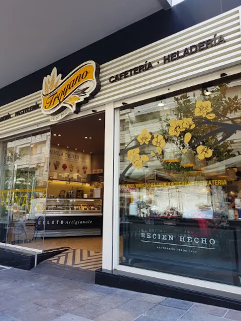 Cafetería - Panadería Troyano