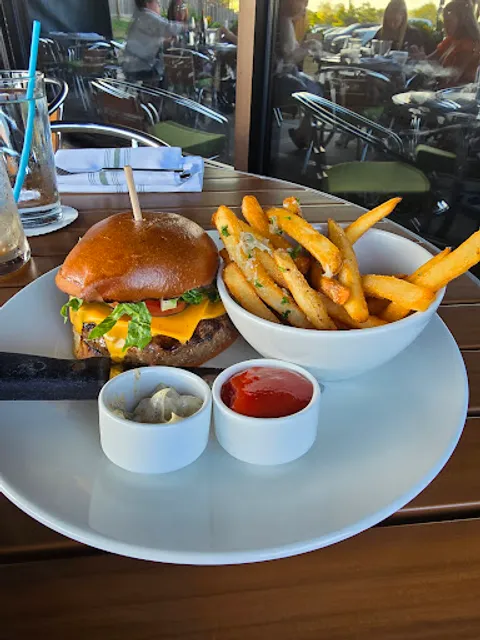 Bella Cafe and Grille at Palomar