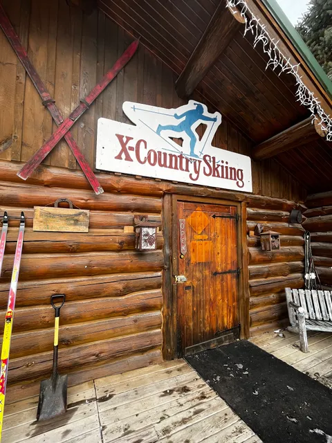 Mecan River Outfitters & Lodge