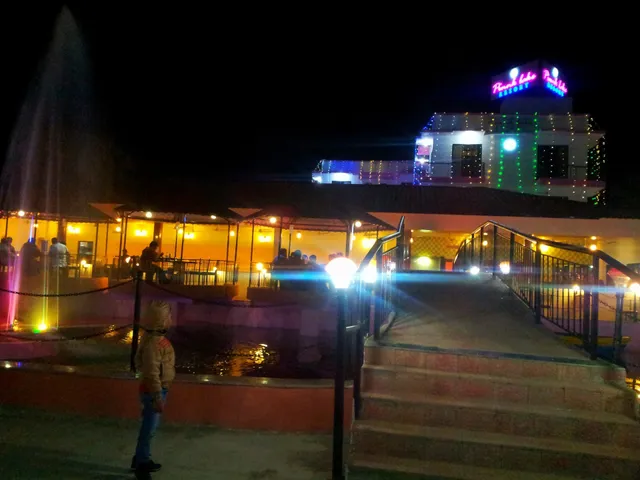 Pink Lake Resort - Dahanu, Palghar