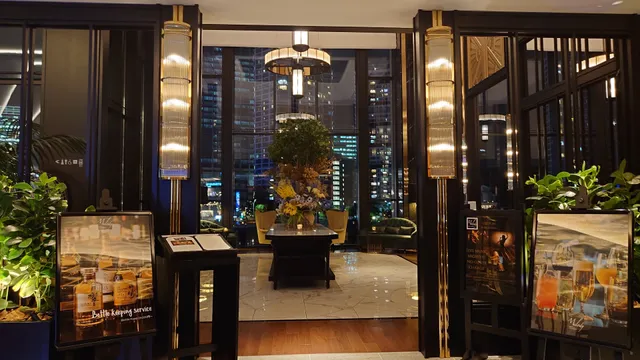 Allday Dining Parade