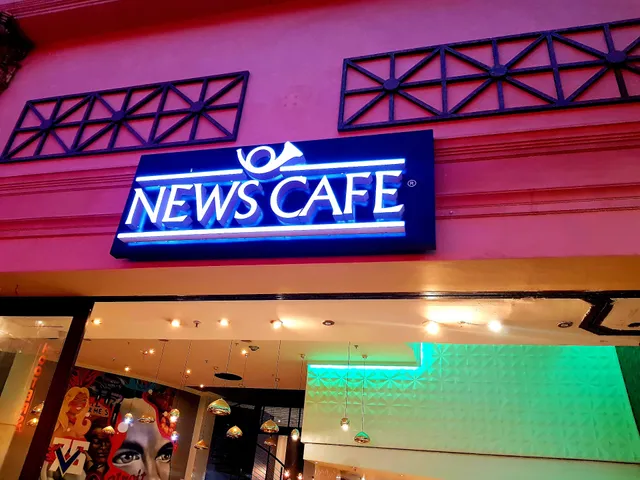 News Cafe Emperors Palace