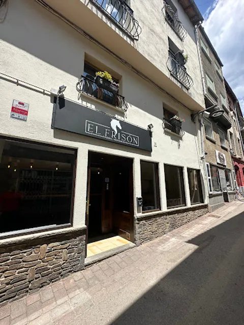 El Frisón Pizzeria Restaurant