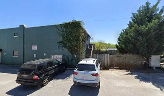 TRee House Cafe & Studio