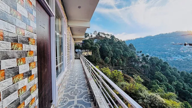 Red Stone Kasauli View