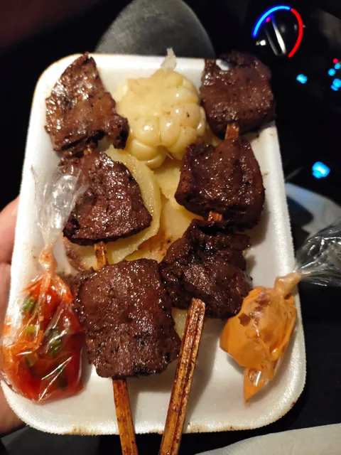 Picarones y Anticuchos