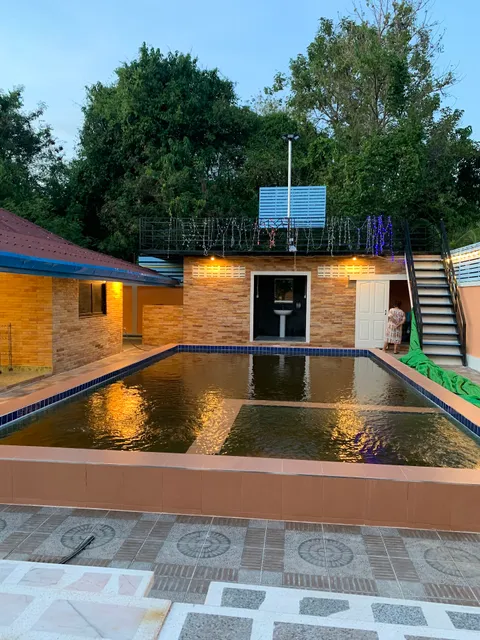 MAX POOL VILLA
