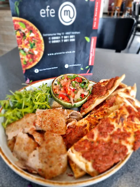 EFEm Grill und Pizzeria am Theater