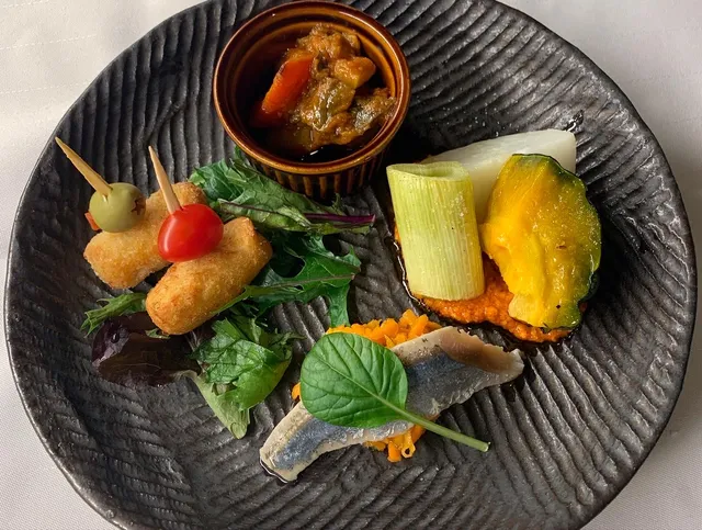 Spanish Cafe & Bar La Barraca