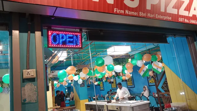 William John's Pizza (Naroda)