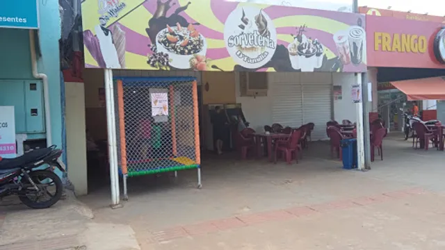 Sorveteria D' Família/ Playground grátis/ Sorvete italiano/ Açai / Milk shake