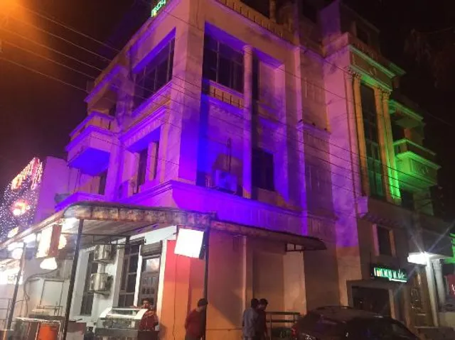 OYO 2801 Magnate Hotel