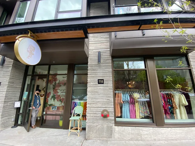 Rabecca Onassis Boutique