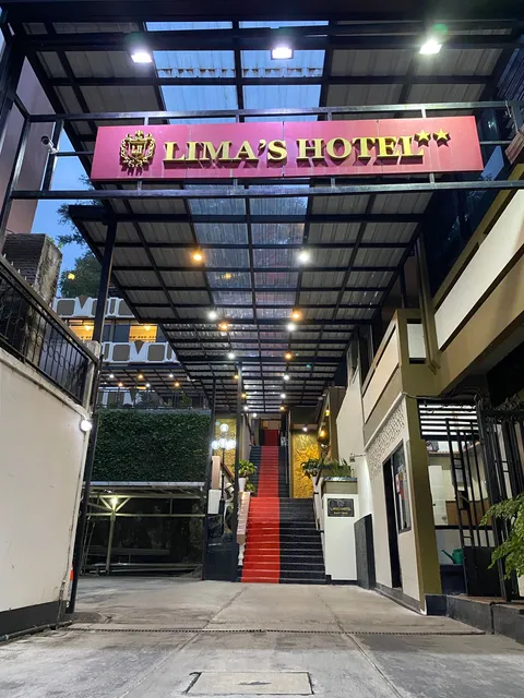 Lima's Hotel Bukittinggi