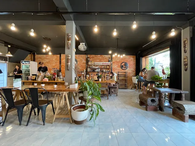 HERE COFFEE AND EATERY