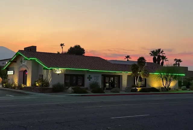 Palm Royale Collective Dispensary and Lounge | Cathedral City