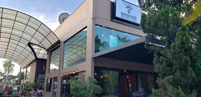 El Pirata Burger, Smoked & Pizza