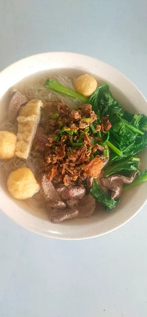 Flora Mee Kolok