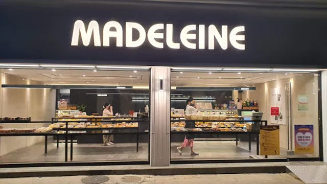 Madeleine Manchon Branch