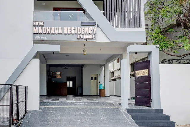 Hotel O MADHAVA RESIDENCY