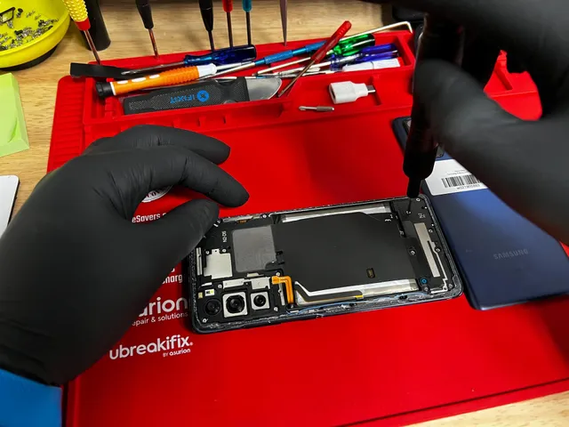 uBreakiFix - Phone and Computer Repair